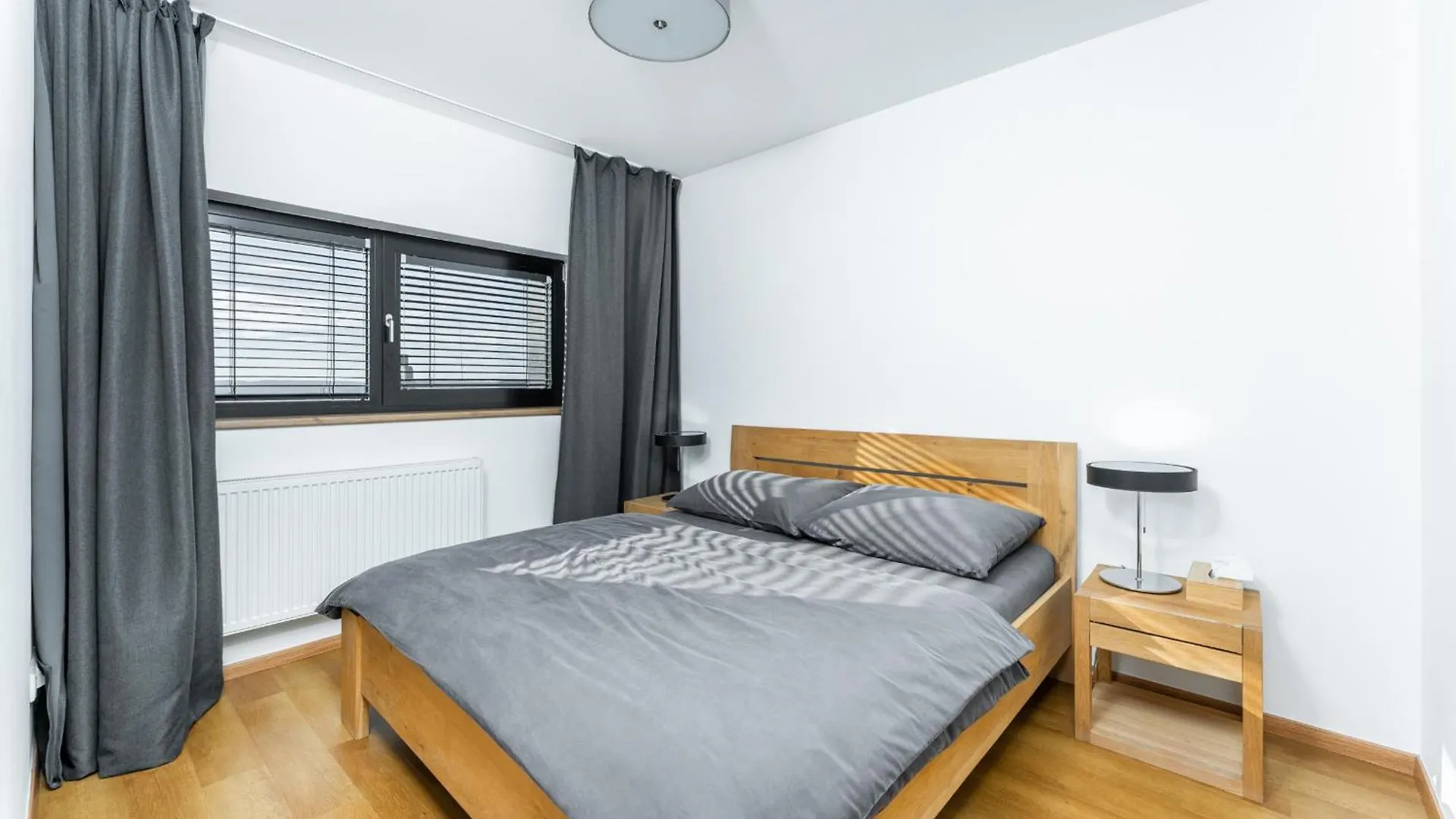 Dvouloznicovy Mezonetovy Apartman Se Dvema Koupelnami V Rodinne Vile Praha 0*,  Česká republika